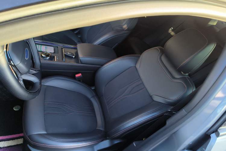 Used Ford Mondeo 2022 EcoBoost 245 Ultimate Model Left Front Seat