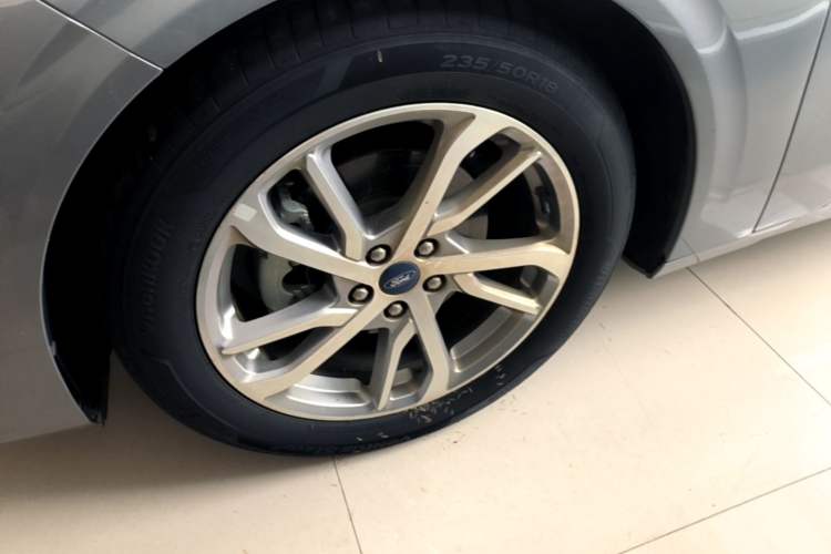 Used Ford Mondeo 2022 Restyled EcoBoost 245 Luxury Version Left Front Wheel Hub