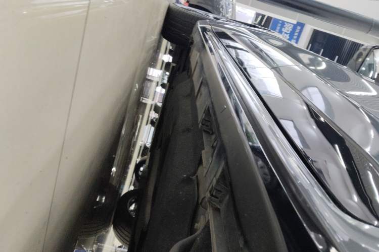 Used Ford Mondeo 2022 Facelift EcoBoost 245 ST-Line Left Side Sill