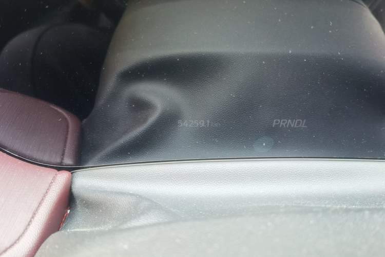 Used Ford Mondeo 2022 EcoBoost 245 Ultimate Model Odometer Close Up