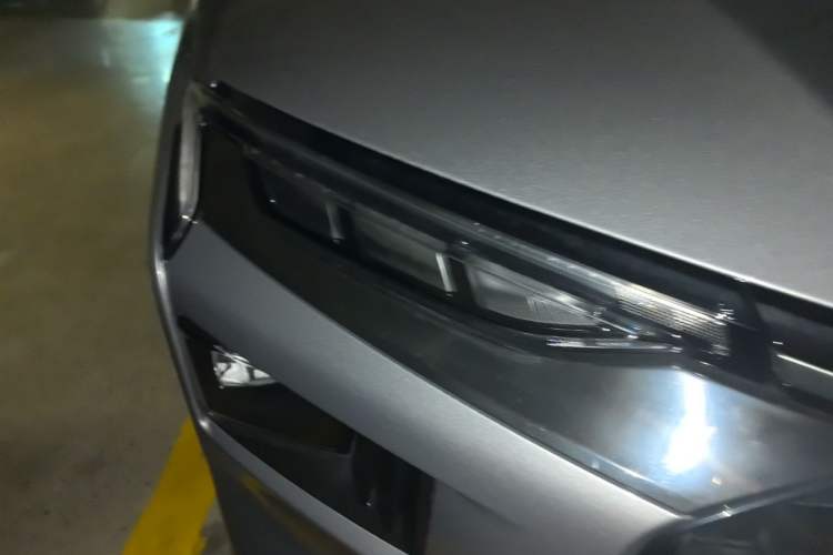 Used Ford Mondeo 2022 Restyled EcoBoost 245 Luxury Version Right Front Headlight
