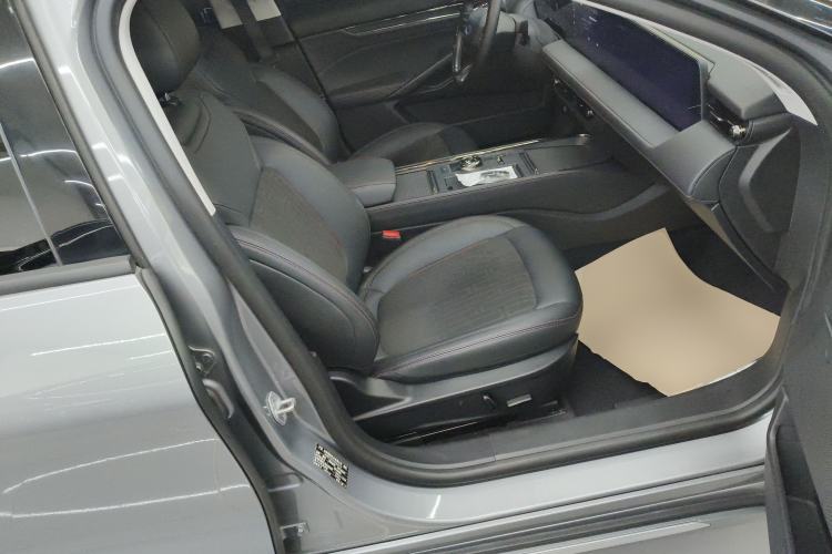 Used Ford Mondeo 2022 Restyled EcoBoost 245 Luxury Version Right Front Seat