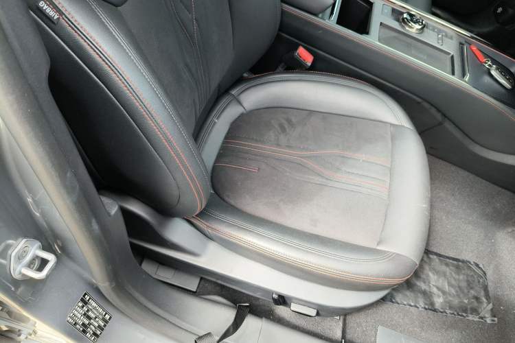 Used Ford Mondeo 2022 EcoBoost 245 Ultimate Model Right Front Seat