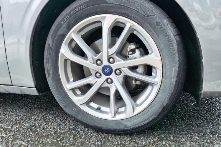 Used Ford Mondeo 2022 EcoBoost 245 Luxury Model Right Front Wheel Hub