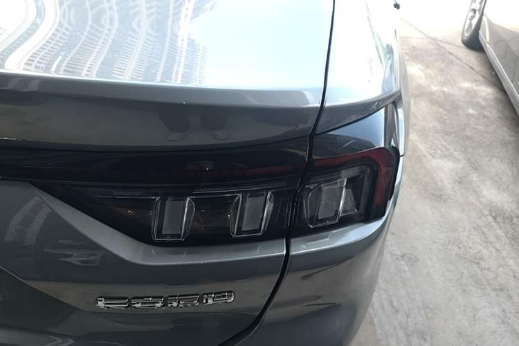 Used Ford Mondeo 2022 Facelifted EcoBoost 245 Ultimate Edition Right Rear Taillight