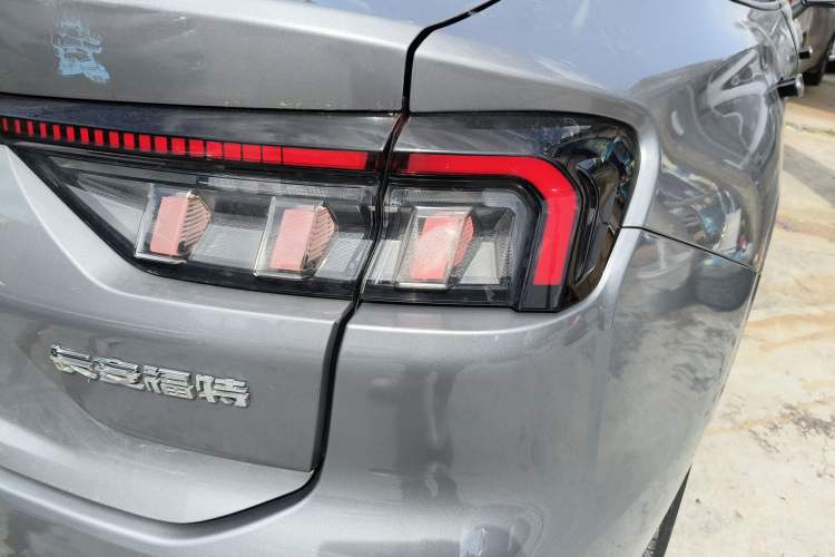 Used Ford Mondeo 2022 EcoBoost 245 Ultimate Model Right Rear Taillight