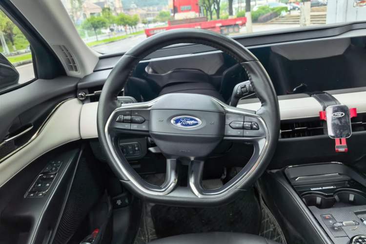 Used Ford Mondeo 2022 EcoBoost 245 Luxury Model Steering Wheel
