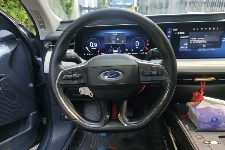 Used Ford Mondeo 2022 EcoBoost 245 Luxury Model Steering Wheel