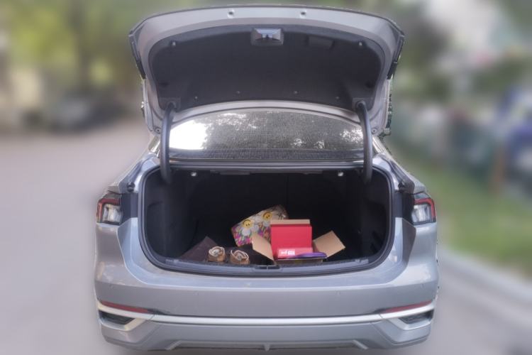Used Ford Mondeo 2022 EcoBoost 245 Ultimate Model Trunk