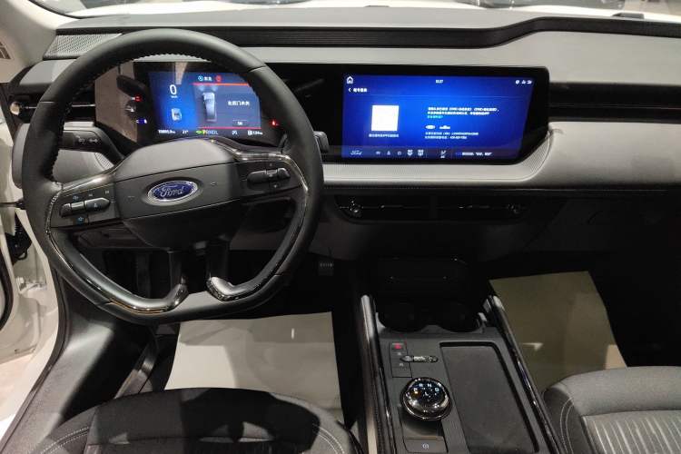 Used Ford Mondeo 2022 Facelifted EcoBoost 245 Fashion Edition Audio And AC Panel