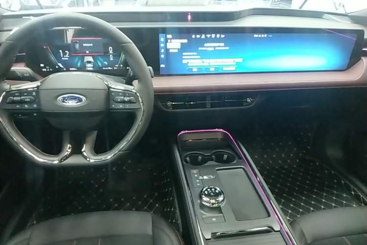 Used Ford Mondeo 2022 Facelifted EcoBoost 245 Ultimate Edition Audio And AC Panel