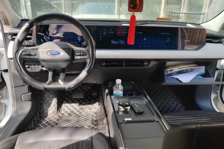 Used Ford Mondeo 2022 Restyled EcoBoost 245 Luxury Version Center Console