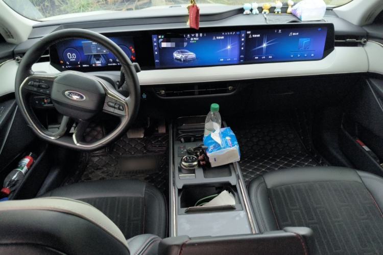 Used Ford Mondeo 2022 Restyled EcoBoost 245 Luxury Version Center Console