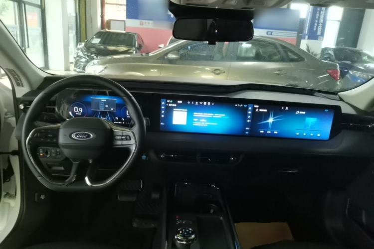 Used Ford Mondeo 2022 Restyled EcoBoost 245 Luxury Version Center Console