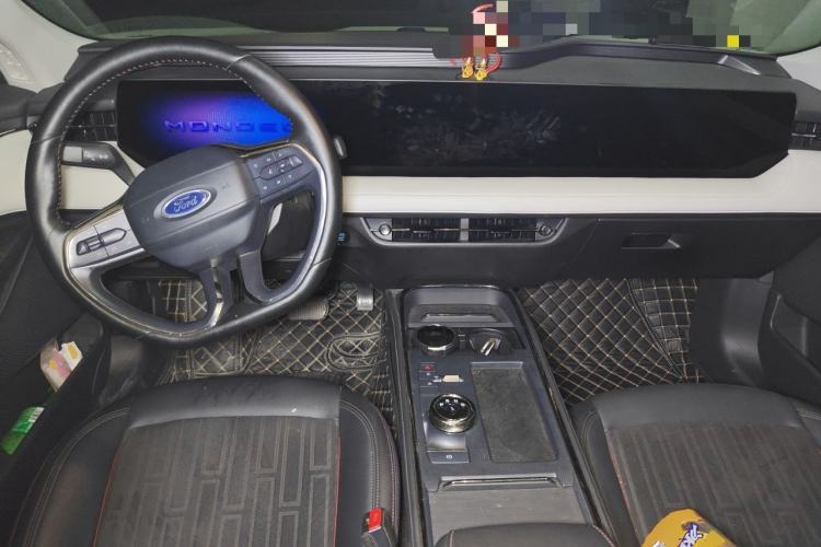 Used Ford Mondeo 2022 EcoBoost 245 Luxury Model Center Console