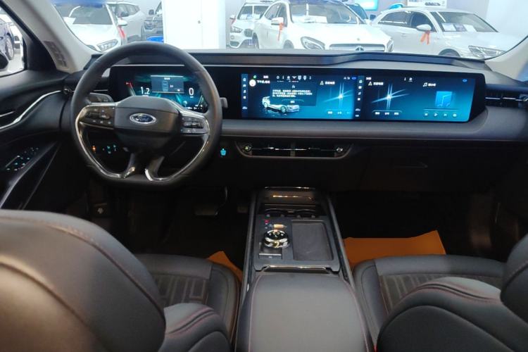Used Ford Mondeo 2022 Restyled EcoBoost 245 Luxury Version Center Console