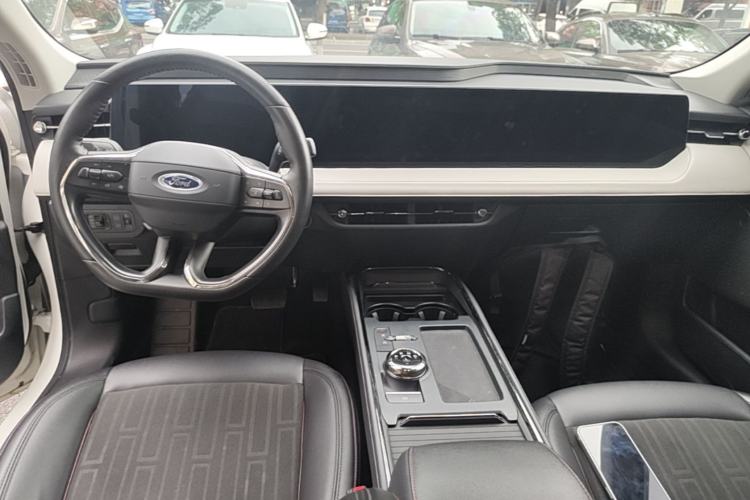 Used Ford Mondeo 2022 Restyled EcoBoost 245 Luxury Version Center Console