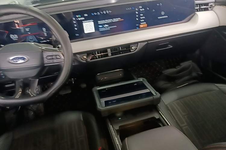 Used Ford Mondeo 2022 Restyled EcoBoost 245 Luxury Version Center Console