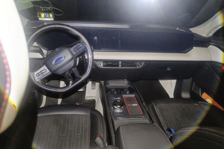 Used Ford Mondeo 2022 Restyled EcoBoost 245 Luxury Version Center Console