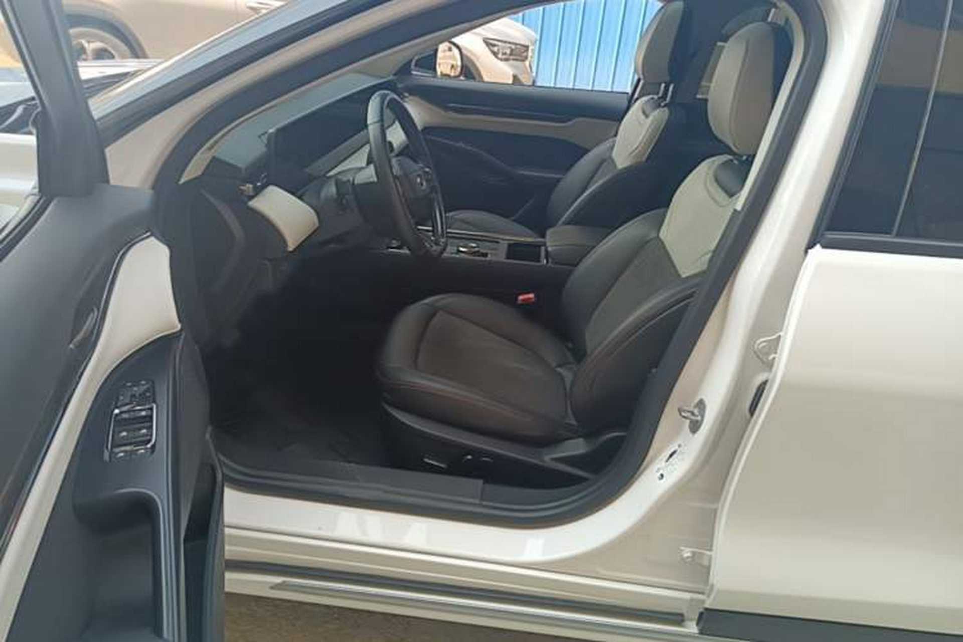 Used Ford Mondeo 2022 Restyled EcoBoost 245 Luxury Version Driver Seat