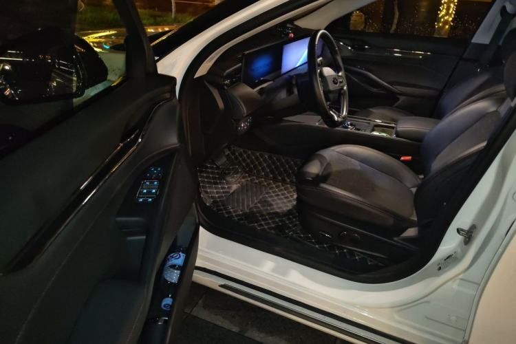 Used Ford Mondeo 2022 Restyled EcoBoost 245 Luxury Version Driver Seat
