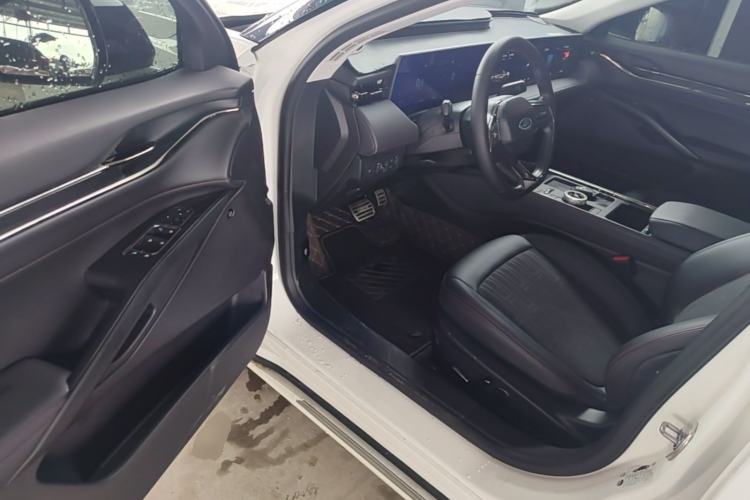 Used Ford Mondeo 2022 Restyled EcoBoost 245 Luxury Version Driver Seat