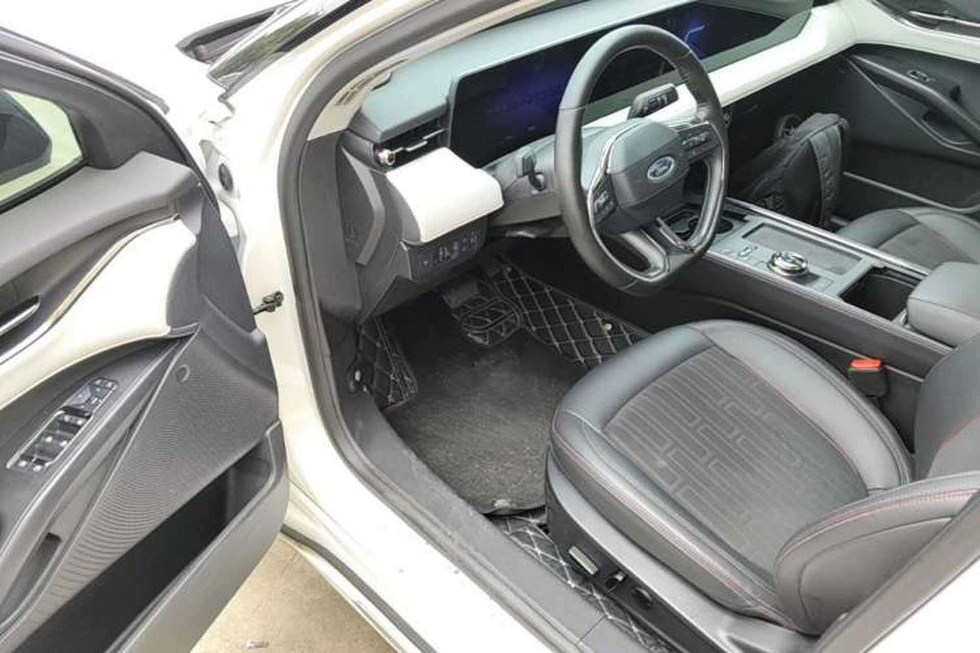 Used Ford Mondeo 2022 Restyled EcoBoost 245 Luxury Version Driver Seat