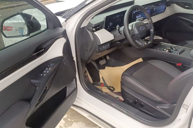 Used Ford Mondeo 2022 Restyled EcoBoost 245 Luxury Version Driver Seat