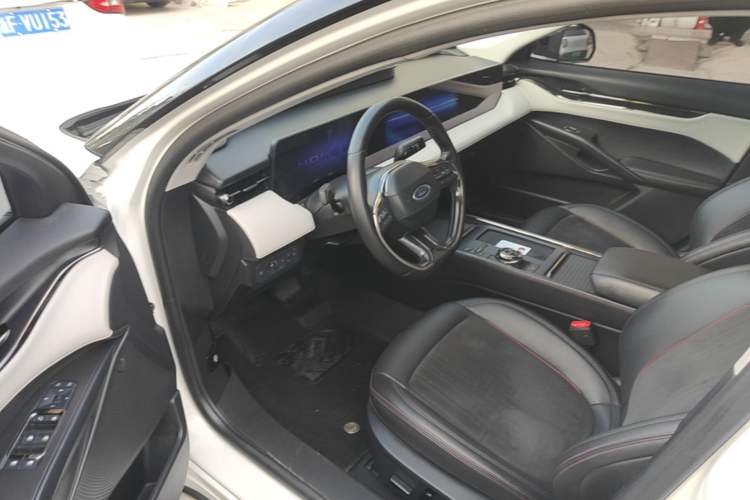 Used Ford Mondeo 2022 EcoBoost 245 Luxury Model Driver Seat