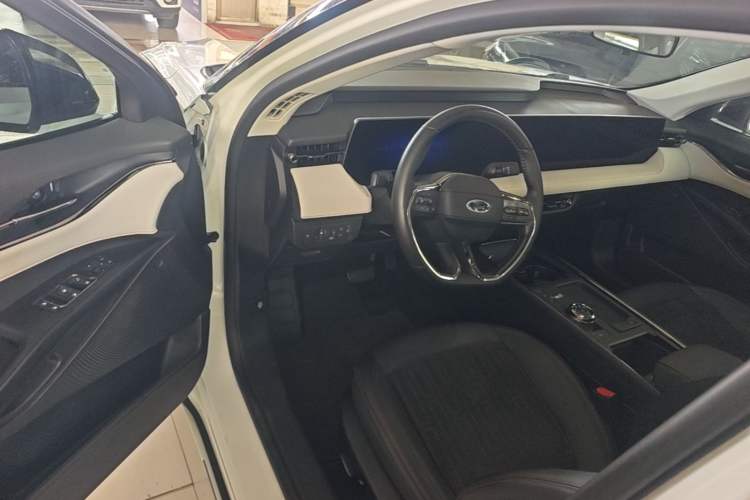Used Ford Mondeo 2022 Restyled EcoBoost 245 Luxury Version Driver Seat