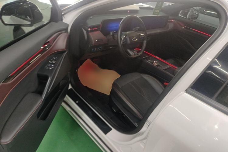 Used Ford Mondeo 2022 Facelifted EcoBoost 245 Ultimate Edition Driver Seat