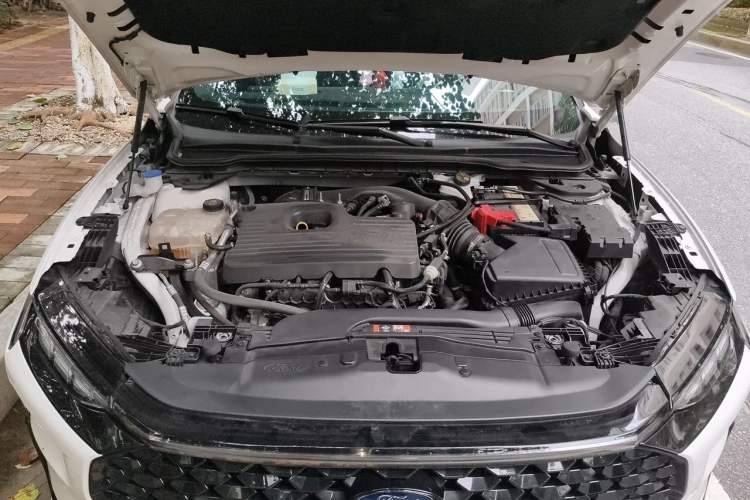 Used Ford Mondeo 2022 Facelift EcoBoost 245 ST-Line Engine Bay