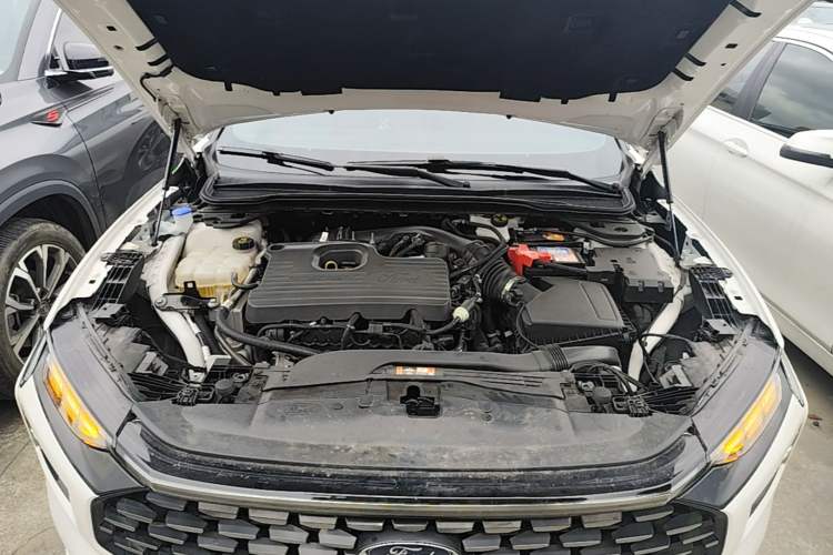 Used Ford Mondeo 2022 EcoBoost 245 Ultimate Model Engine Bay