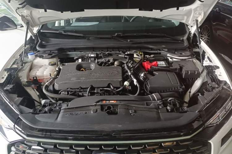 Used Ford Mondeo 2022 Restyled EcoBoost 245 Luxury Version Engine Bay