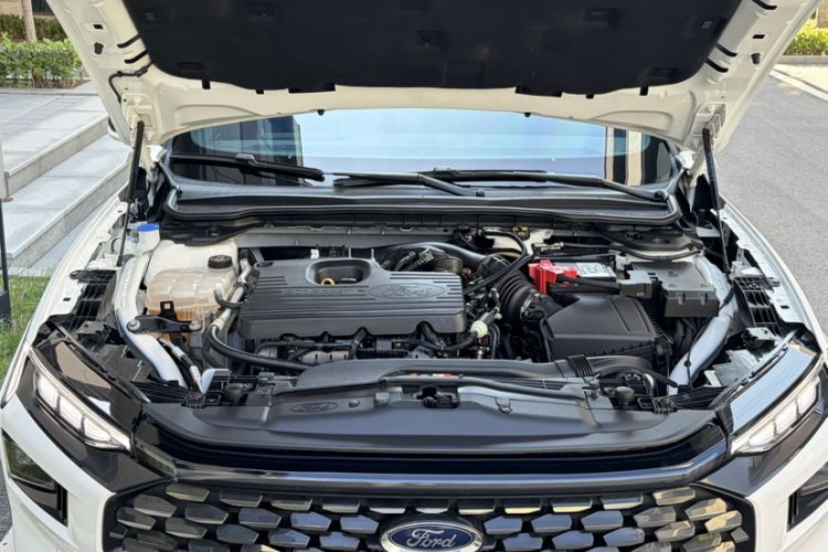 Used Ford Mondeo 2022 Facelifted EcoBoost 245 Ultimate Edition Engine Bay