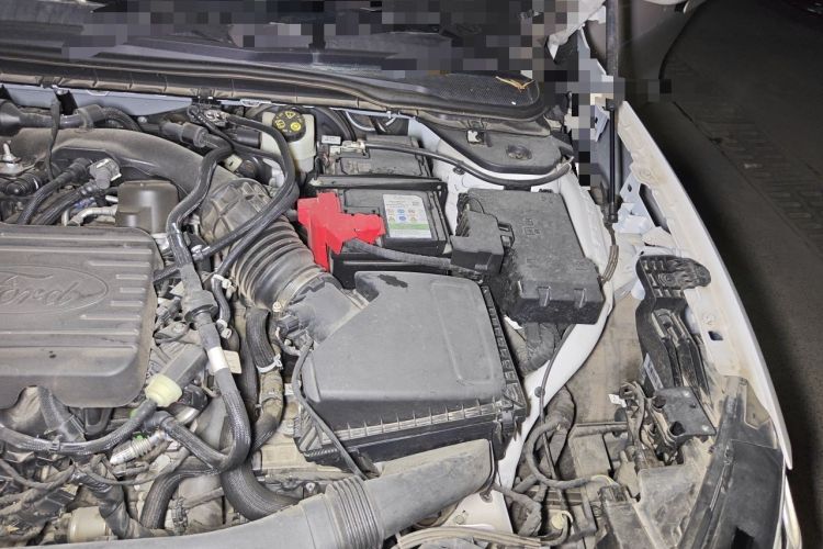 Used Ford Mondeo 2022 EcoBoost 245 Luxury Model Engine Bay Left