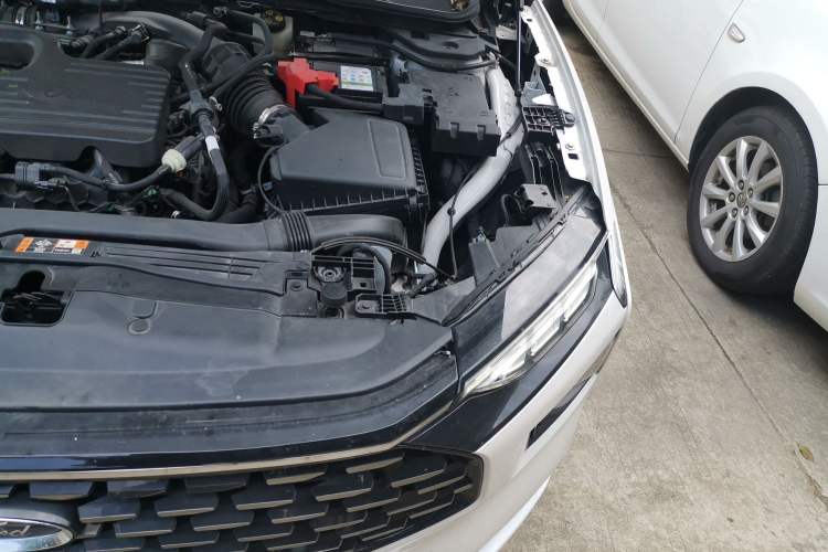 Used Ford Mondeo 2022 Restyled EcoBoost 245 Luxury Version Engine Bay Left