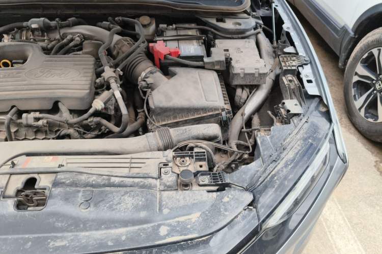 Used Ford Mondeo 2022 EcoBoost 245 Luxury Model Engine Bay Left