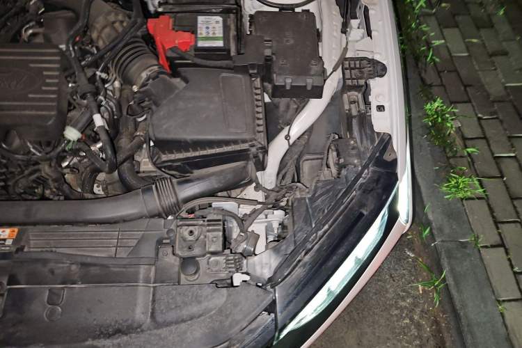 Used Ford Mondeo 2022 Restyled EcoBoost 245 Luxury Version Engine Bay Left