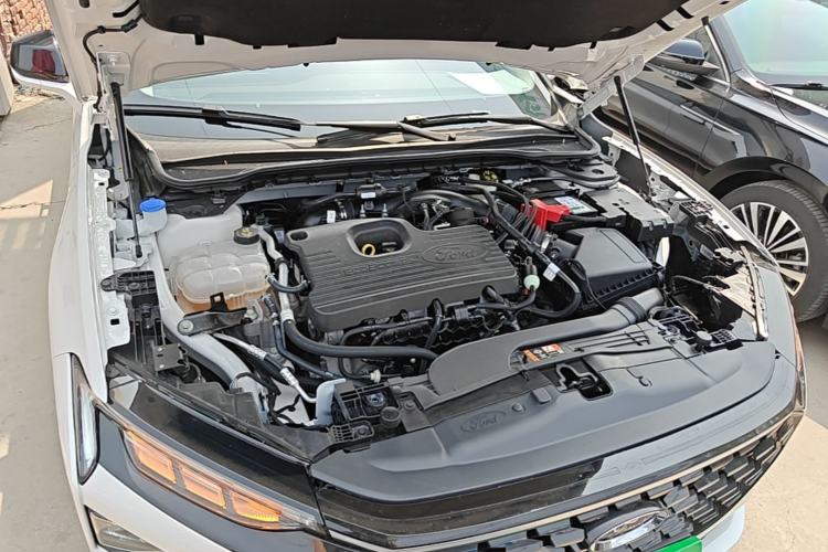 Used Ford Mondeo 2022 Restyled EcoBoost 245 Luxury Version Engine Bay