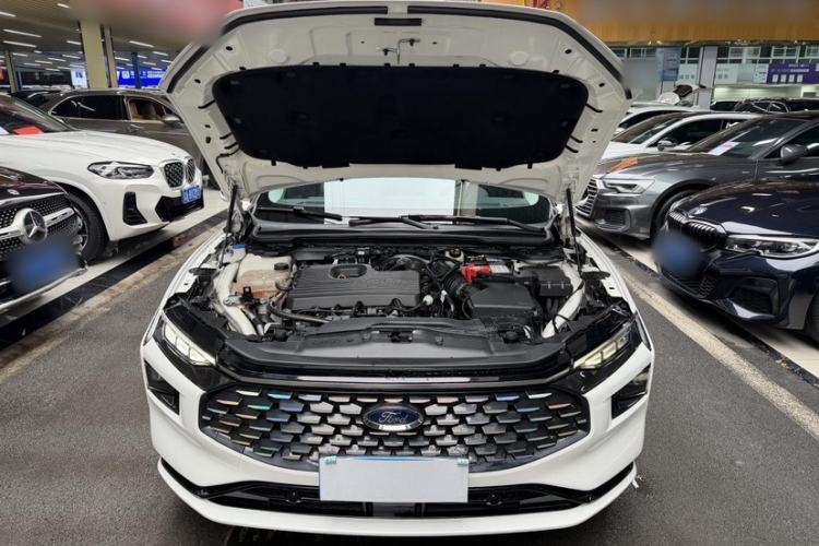 Used Ford Mondeo 2022 EcoBoost 245 Luxury Model Engine Bay
