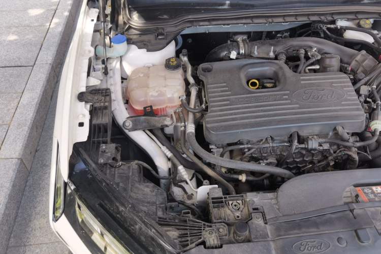 Used Ford Mondeo 2022 Facelifted EcoBoost 245 Ultimate Edition Engine Bay Right