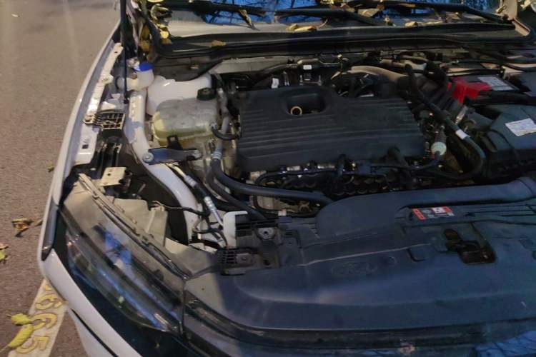 Used Ford Mondeo 2022 EcoBoost 245 Luxury Model Engine Bay Right