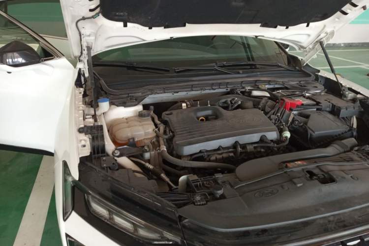 Used Ford Mondeo 2022 Facelifted EcoBoost 245 Ultimate Edition Engine Bay Right