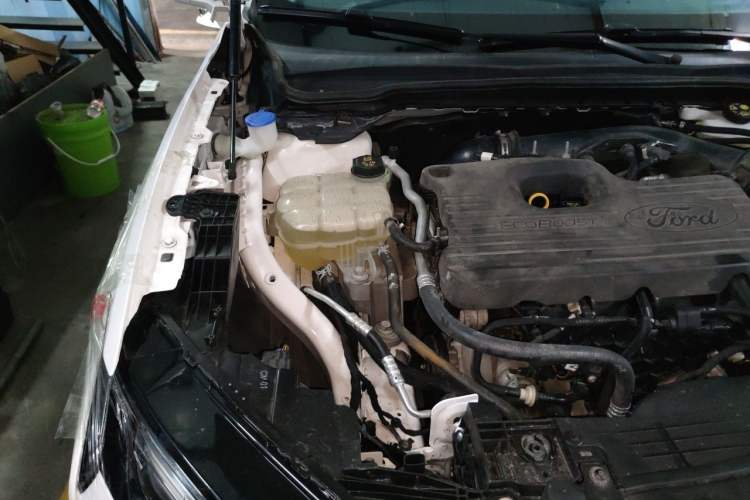 Used Ford Mondeo 2022 EcoBoost 245 Ultimate Model Engine Bay Right
