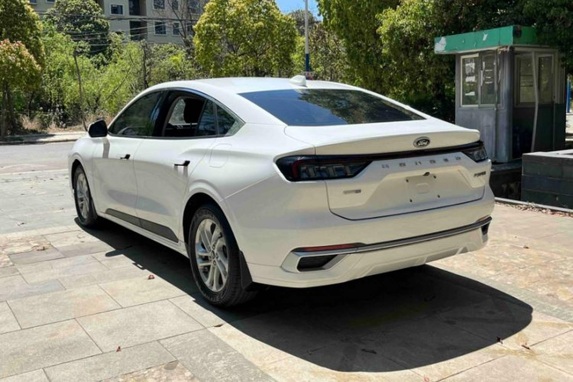 Used Ford Mondeo 2022 Facelifted EcoBoost 245 Fashion Edition Exterior 11