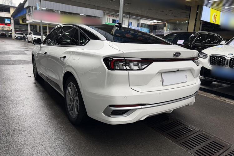 Used Ford Mondeo 2022 EcoBoost 245 Luxury Model Exterior 2