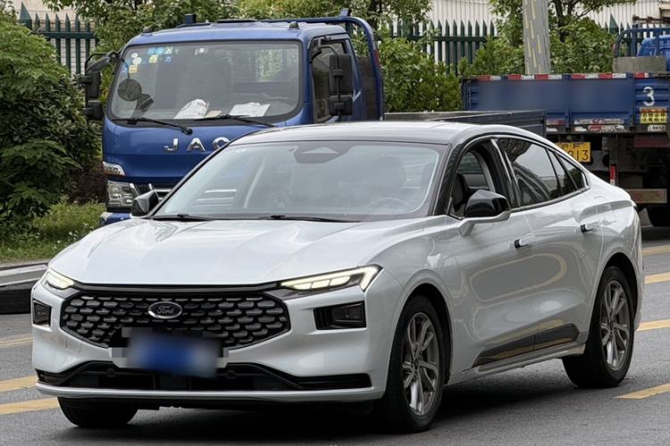Used Ford Mondeo 2022 EcoBoost 245 Luxury Model Exterior 3