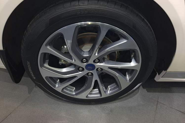 Used Ford Mondeo 2022 EcoBoost 245 Ultimate Model Exterior 5