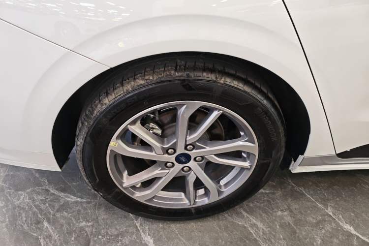 Used Ford Mondeo 2022 Restyled EcoBoost 245 Luxury Version Exterior 5